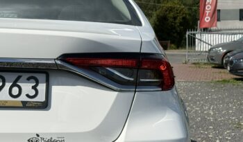 TOYOTA Corolla  | FWD (przód) | Automatyczna | 125 KM | bialy full