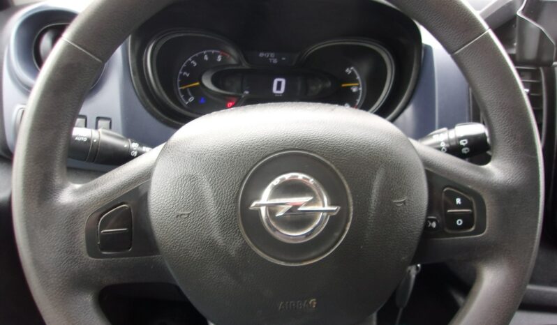 OPEL Vivaro | FWD (przód) | Manualna | 125 KM | bialy full