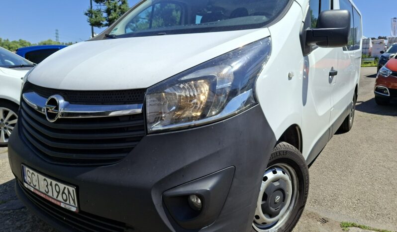 OPEL Vivaro | FWD (przód) | Manualna | 125 KM | bialy full