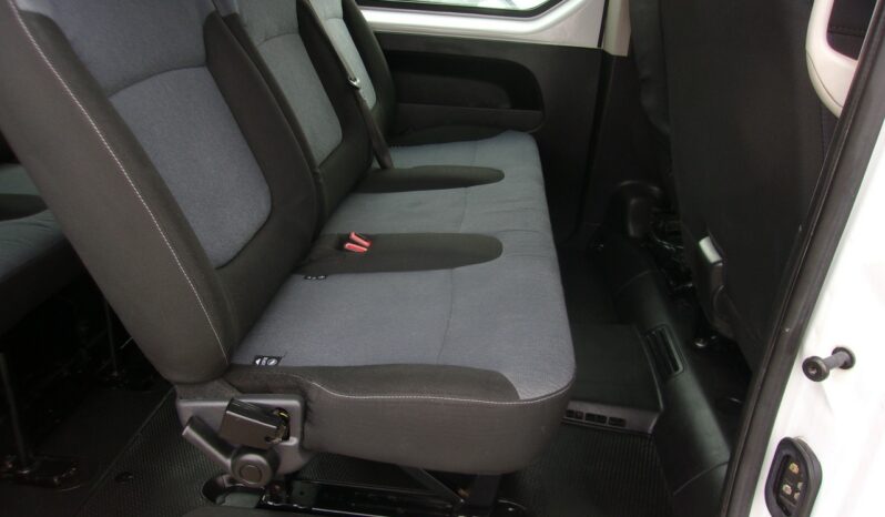 OPEL Vivaro | FWD (przód) | Manualna | 125 KM | bialy full