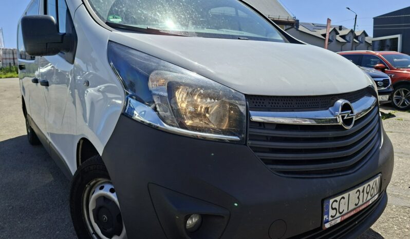 OPEL Vivaro | FWD (przód) | Manualna | 125 KM | bialy full