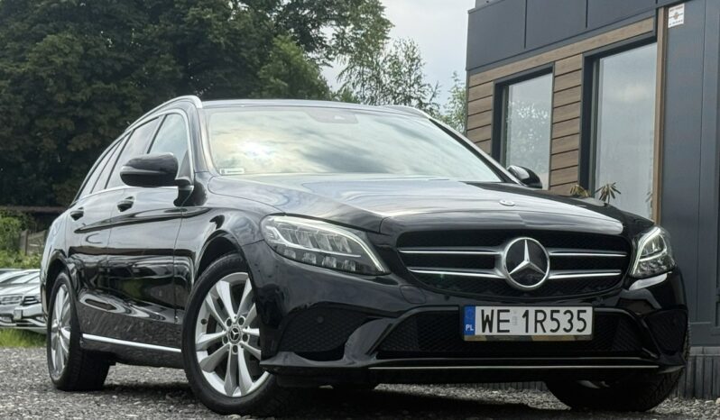 Mercedes C 200 | 4×4 (doł. automatycznie) | Automatyczna | 160 KM | Czarny full