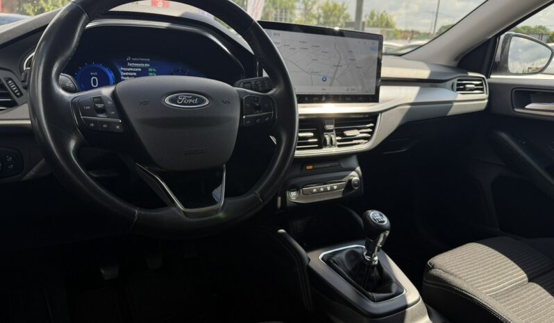 FORD Focus  | FWD (przód) | Manualna | 125 KM | Srebrny full
