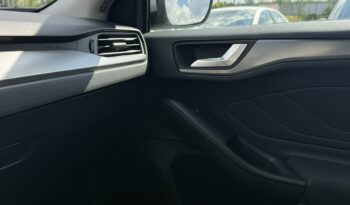 FORD Focus  | FWD (przód) | Manualna | 125 KM | Srebrny full