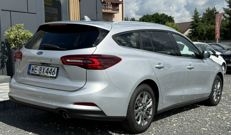 FORD Focus  | FWD (przód) | Manualna | 125 KM | Srebrny full
