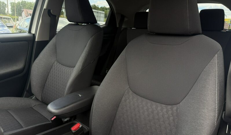 TOYOTA Yaris  | FWD (przód) | Automatyczna B/S | 116 KM | bialy full