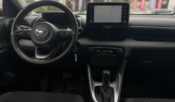 TOYOTA Yaris  | FWD (przód) | Automatyczna B/S | 116 KM | bialy full