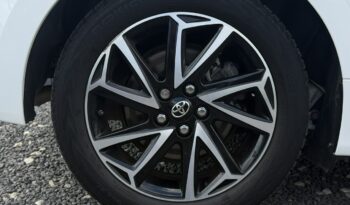 TOYOTA Yaris  | FWD (przód) | Automatyczna B/S | 116 KM | bialy full
