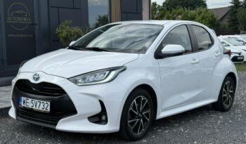 TOYOTA Yaris  | FWD (przód) | Automatyczna B/S | 116 KM | bialy full