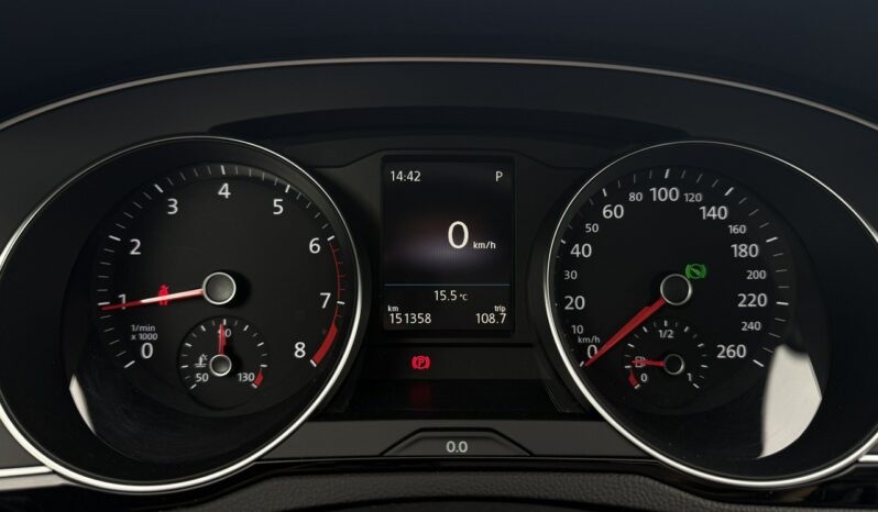 VOLKSWAGEN Passat  | FWD (przód) | Automatyczna | 150 KM | Srebrny full