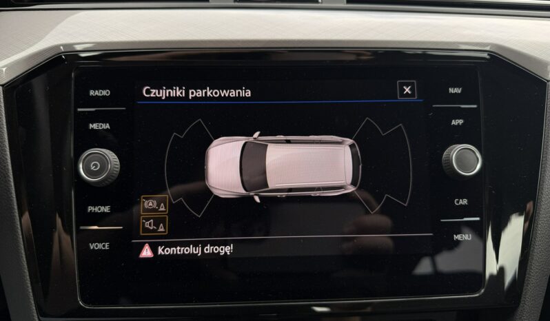 VOLKSWAGEN Passat  | FWD (przód) | Automatyczna | 150 KM | Srebrny full