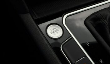 VOLKSWAGEN Passat  | FWD (przód) | Automatyczna | 150 KM | Srebrny full