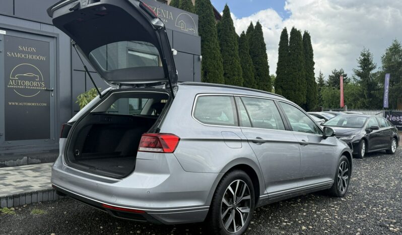 VOLKSWAGEN Passat  | FWD (przód) | Automatyczna | 150 KM | Srebrny full