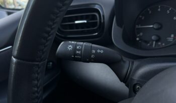 TOYOTA Yaris  | przedni | Manualna | 125 KM | bialy full