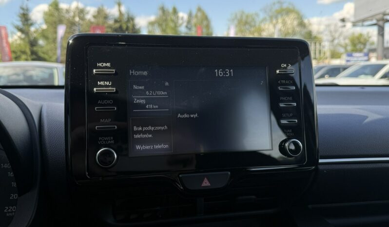 TOYOTA Yaris  | przedni | Manualna | 125 KM | bialy full