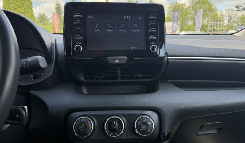 TOYOTA Yaris  | przedni | Manualna | 125 KM | bialy full