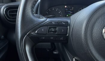 TOYOTA Yaris  | przedni | Manualna | 125 KM | bialy full