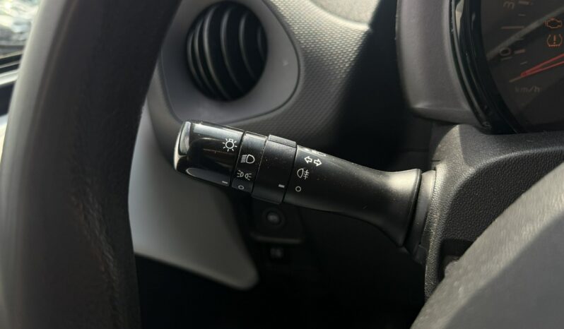 TOYOTA Aygo  | przedni | Manualna | 72 KM | bialy full