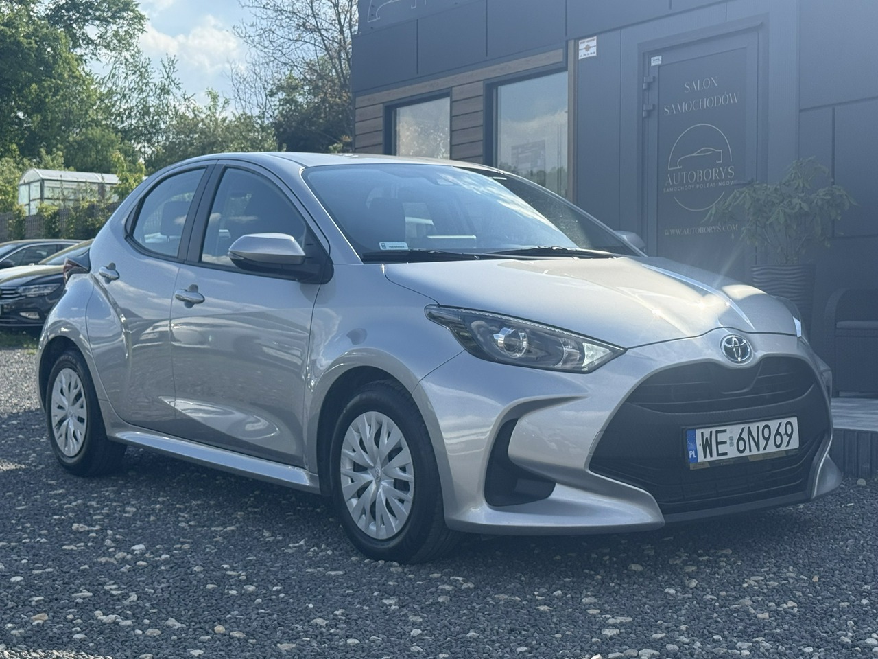 Toyota Yaris  | Fwd (Przód) | Automatyczna B/S | 116 Km | Srebrny