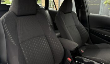 TOYOTA Corolla  | FWD (przód) | Automatyczna | 140 KM | bialy full