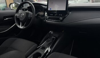 TOYOTA Corolla  | FWD (przód) | Automatyczna | 140 KM | bialy full