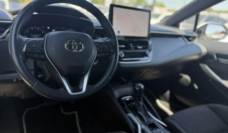 TOYOTA Corolla  | FWD (przód) | Automatyczna | 140 KM | bialy full