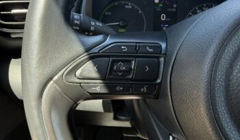TOYOTA Yaris  | FWD (przód) | Automatyczna B/S | 116 KM | Srebrny full