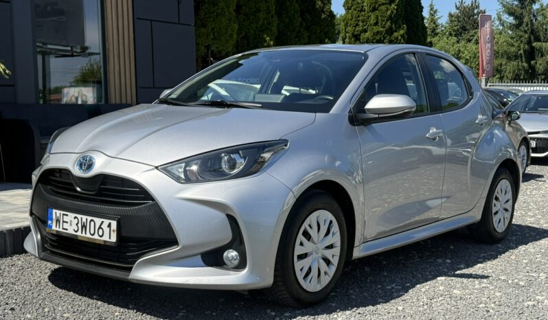 TOYOTA Yaris  | FWD (przód) | Automatyczna B/S | 116 KM | Srebrny full