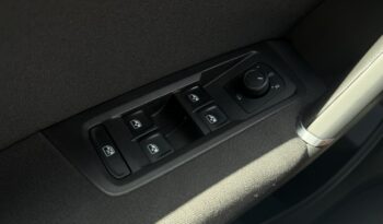 VOLKSWAGEN Touran  | FWD (przód) | Automatyczna | 150 KM | Niebieski full