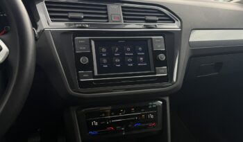 VOLKSWAGEN Tiguan  | FWD (przód) | Manualna | 150 KM | Szary full