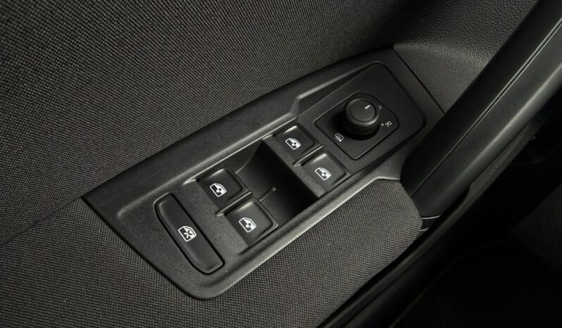 VOLKSWAGEN Tiguan  | FWD (przód) | Manualna | 150 KM | Szary full
