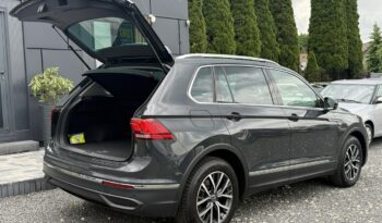 VOLKSWAGEN Tiguan  | FWD (przód) | Manualna | 150 KM | Szary full