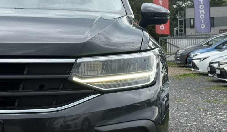 VOLKSWAGEN Tiguan  | FWD (przód) | Manualna | 150 KM | Szary full