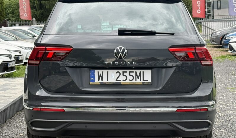 VOLKSWAGEN Tiguan  | FWD (przód) | Manualna | 150 KM | Szary full