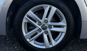 TOYOTA Corolla  | FWD (przód) | Automatyczna | 122 KM | Srebrny full