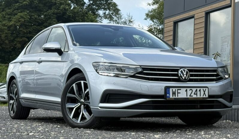 VOLKSWAGEN Passat  | FWD (przód) | Manualna | 150 KM | Srebrny full
