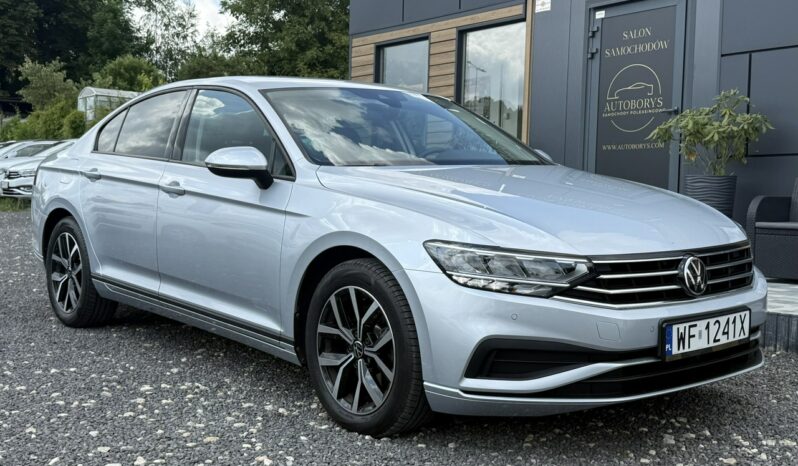 VOLKSWAGEN Passat  | FWD (przód) | Manualna | 150 KM | Srebrny full