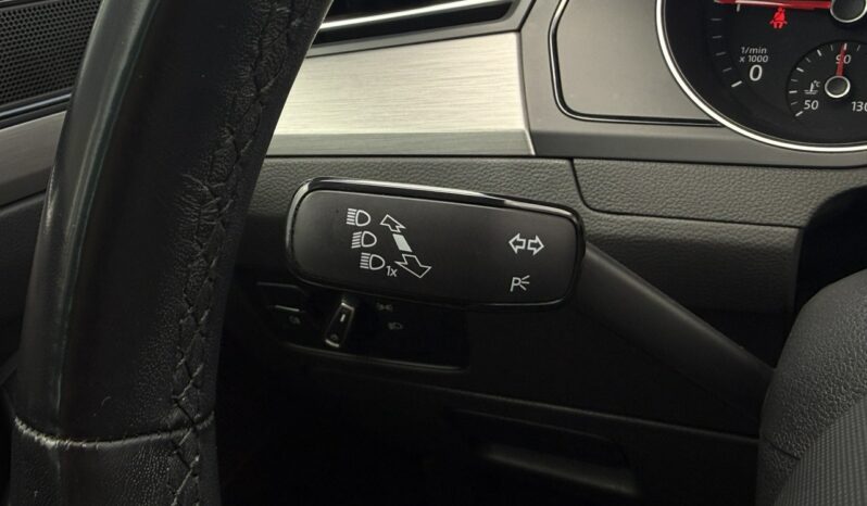 VOLKSWAGEN Passat  | FWD (przód) | Manualna | 150 KM | Srebrny full