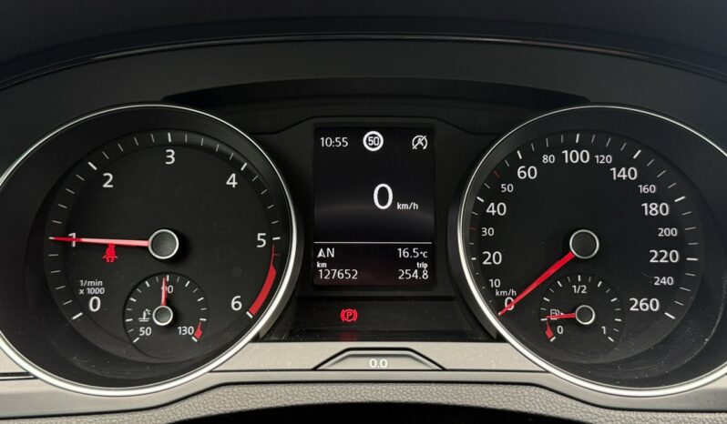 VOLKSWAGEN Passat  | FWD (przód) | Manualna | 150 KM | Srebrny full
