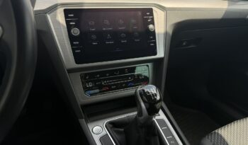 VOLKSWAGEN Passat  | FWD (przód) | Manualna | 150 KM | Srebrny full