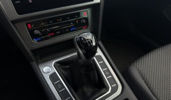 VOLKSWAGEN Passat  | FWD (przód) | Manualna | 150 KM | Srebrny full