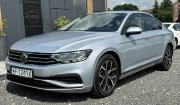 VOLKSWAGEN Passat  | FWD (przód) | Manualna | 150 KM | Srebrny full