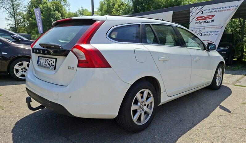 Volvo V60 | FWD (przód) | Manualna | 136 KM | Biały full