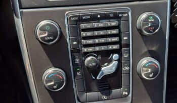 Volvo V60 | FWD (przód) | Manualna | 136 KM | Biały full