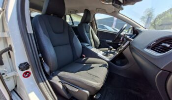 Volvo V60 | FWD (przód) | Manualna | 136 KM | Biały full