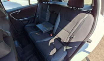 Volvo V60 | FWD (przód) | Manualna | 136 KM | Biały full