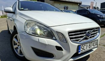 Volvo V60 | FWD (przód) | Manualna | 136 KM | Biały full