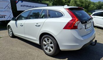 Volvo V60 | FWD (przód) | Manualna | 136 KM | Biały full