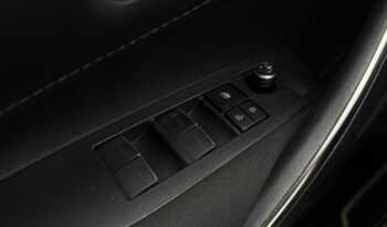 TOYOTA Corolla  | FWD (przód) | Automatyczna | 122 KM | Czarny full