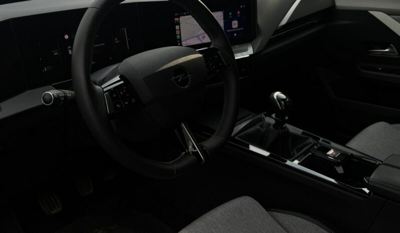 OPEL Astra | przedni | Manualna | 130 KM | Czarny full